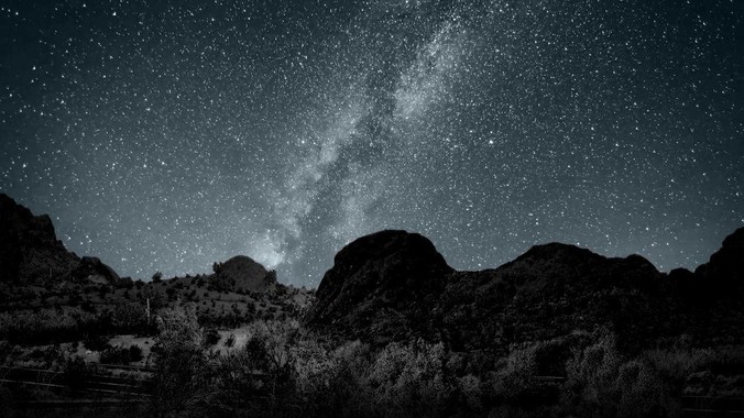 非计算机专业，好奇为什么会出现“程序依赖bug运行”的情况？